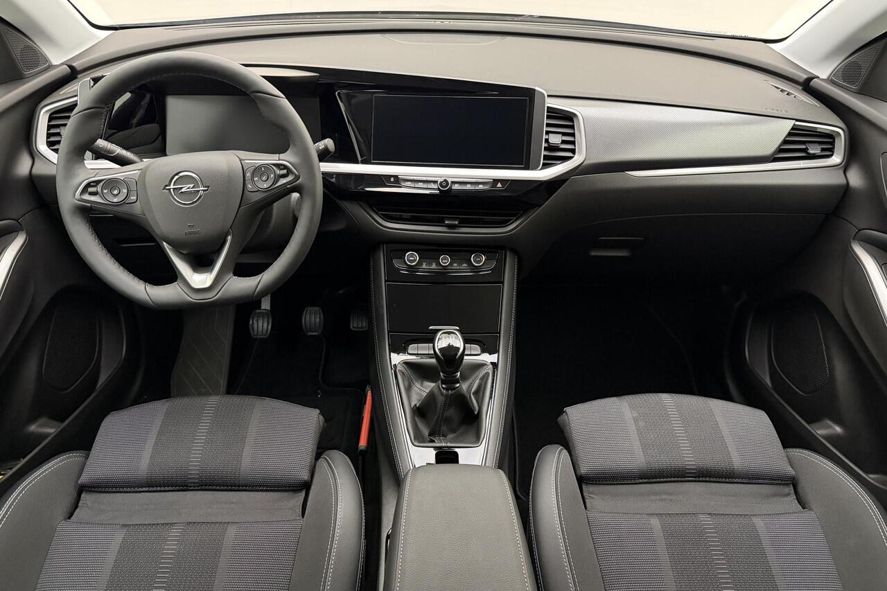 Opel Grandland 1.2 Turbo 130Pk GS Light | Climate control | Navigatie | AGR-Stoelen | Parkpilot | Led koplampen | Winter Pakket | LM-Velgen