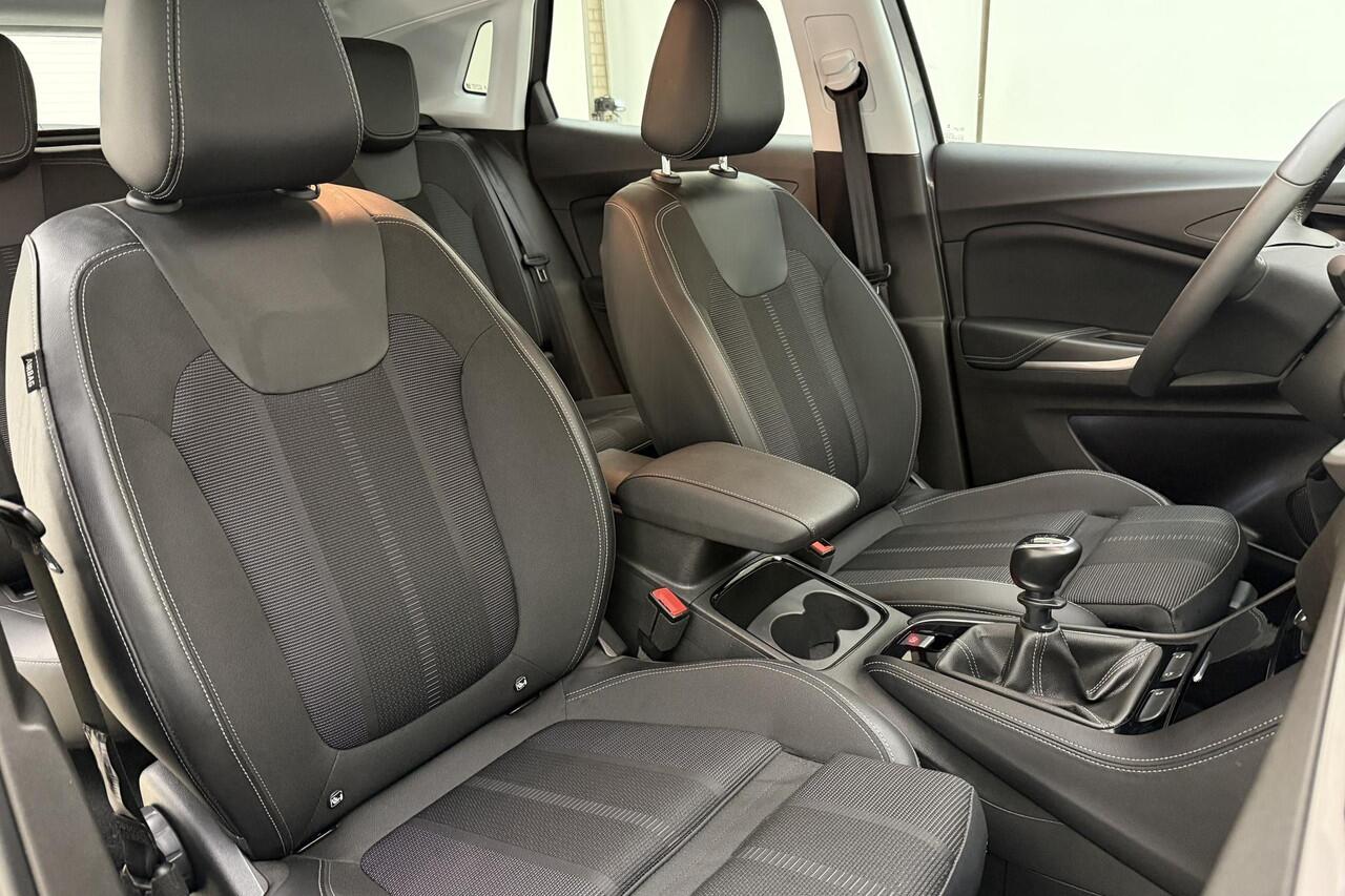 Opel Grandland 1.2 Turbo GS | Navigatie | Stoelverwarming | Climate & Cruise Control | AppleCarPlay/Android Auto |