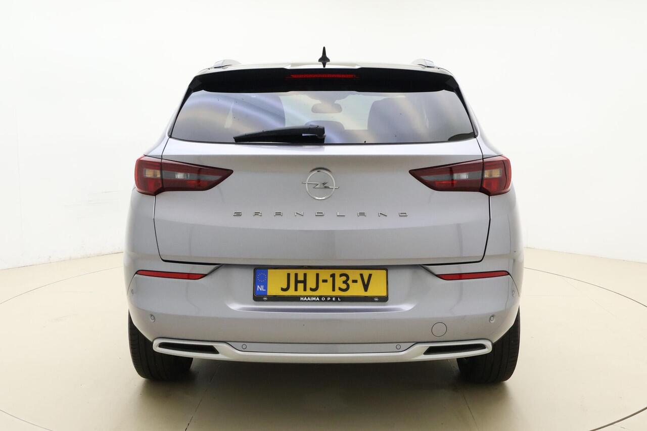 Opel Grandland 1.2 Turbo Ultimate Automaat | Navigatie | Elektrische achterklep | Stoelverwarming | Climate & Cruise Control | Alcantara bekleding | Zwart dak | Lichtmetalen velgen