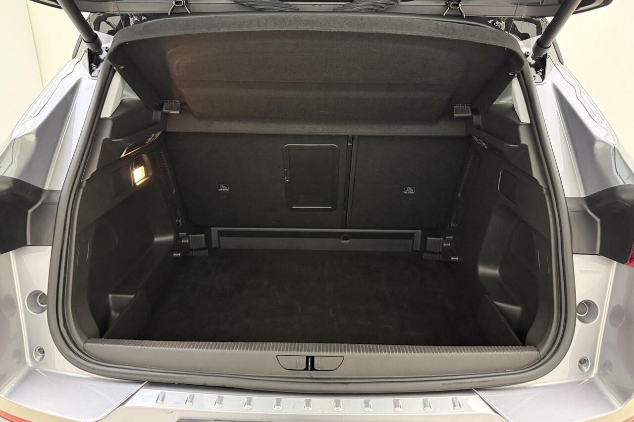 Opel Grandland 1.2 Turbo Ultimate Automaat | Navigatie | Elektrische achterklep | Stoelverwarming | Climate & Cruise Control | Alcantara bekleding | Zwart dak | Lichtmetalen velgen