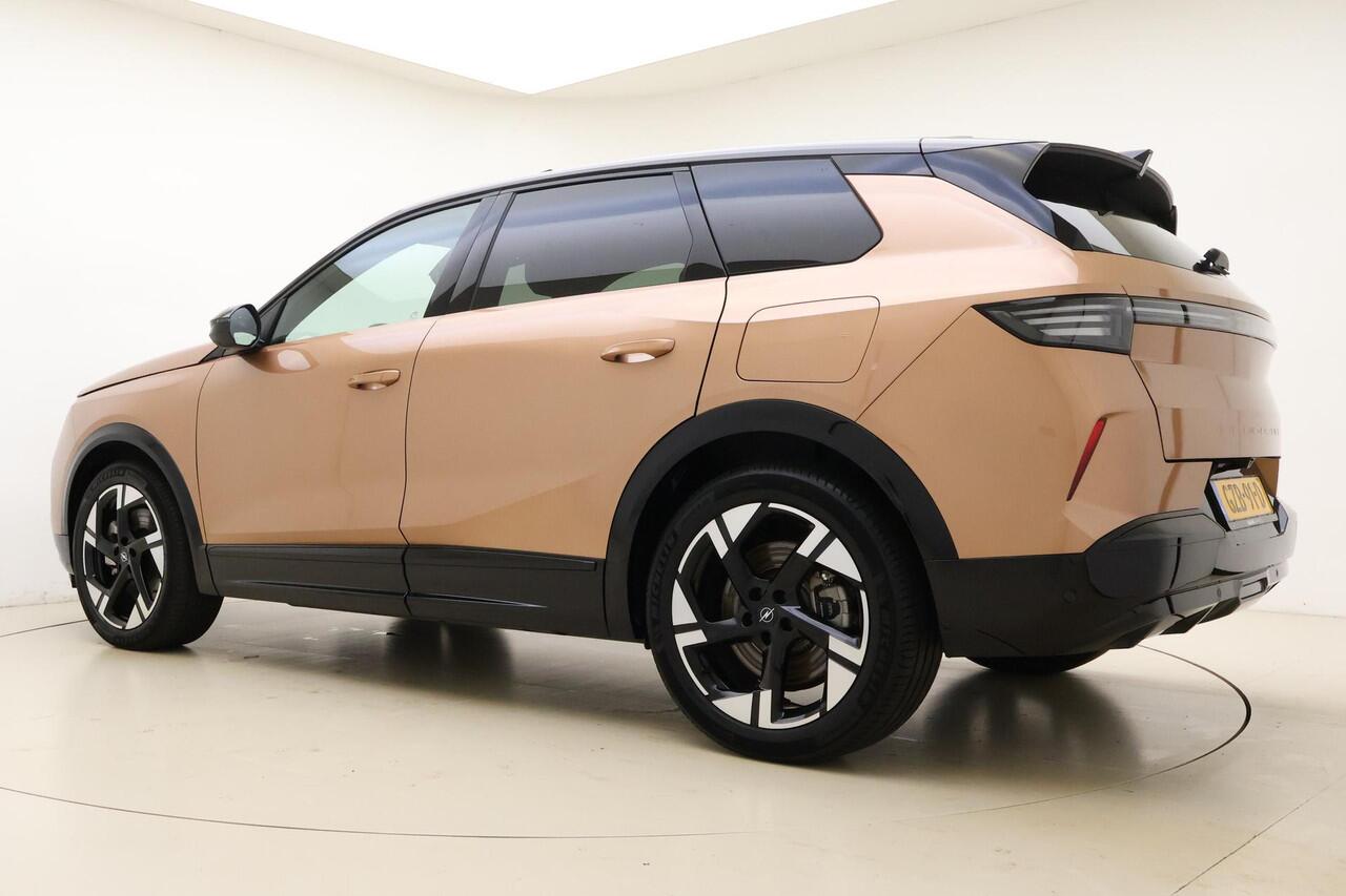 Opel Grandland Electric GS 73 kWh | Navigatie | Glazen schuif/kanteldak | AGR Stoelen | Zwart dak | Keyless | Stoel & Stuurverwarming | Adaptive Cruise control