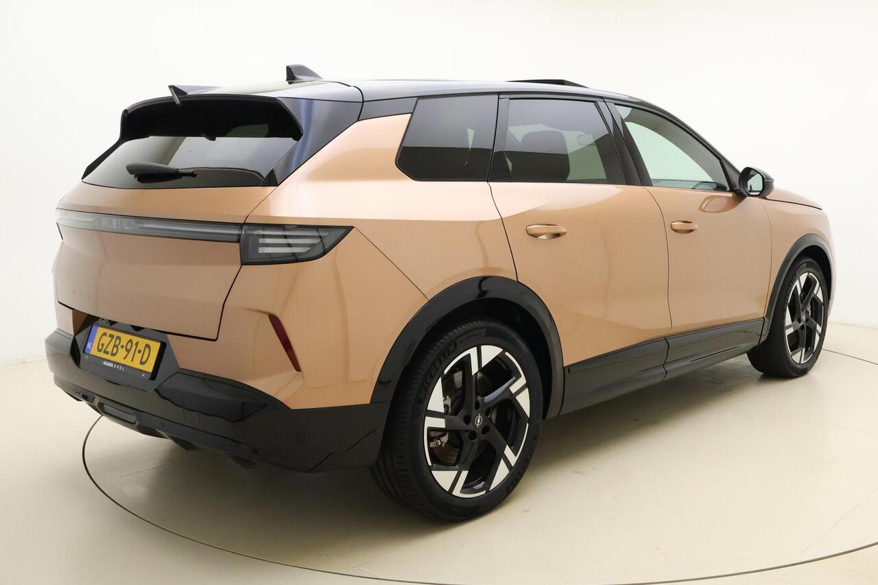 Opel Grandland Electric GS 73 kWh | Navigatie | Glazen schuif/kanteldak | AGR Stoelen | Zwart dak | Keyless | Stoel & Stuurverwarming | Adaptive Cruise control