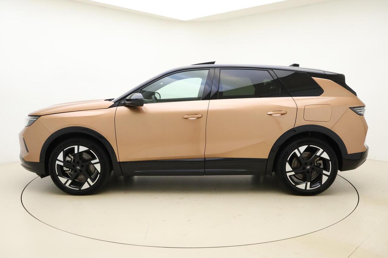 Opel Grandland Electric GS 73 kWh | Navigatie | Glazen schuif/kanteldak | AGR Stoelen | Zwart dak | Keyless | Stoel & Stuurverwarming | Adaptive Cruise control