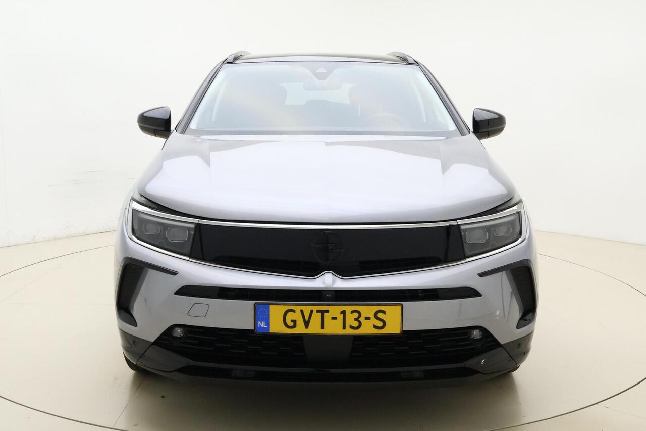 Opel Grandland 1.2 Turbo 145pk Automaat Hybrid GS | Alcantara | Navigatie | Elektrische achterklep | Matrix LED verlichting | Stoel- en stuurverwarming | Zwart dak