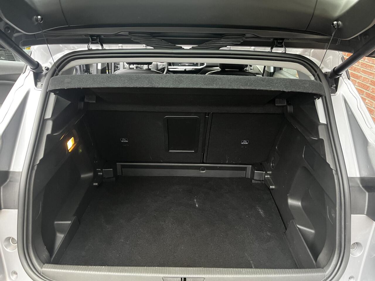 Opel Grandland GS 1.2 Turbo 130pk | LED PIXEL VERLICHTING | KEYLESS | ALL SEASON BANDEN | AGR-STOELEN | 360° CAMERA | STOEL + STUURVERW. | DODEHOEKBEW. | NAVI | ISOFIX |