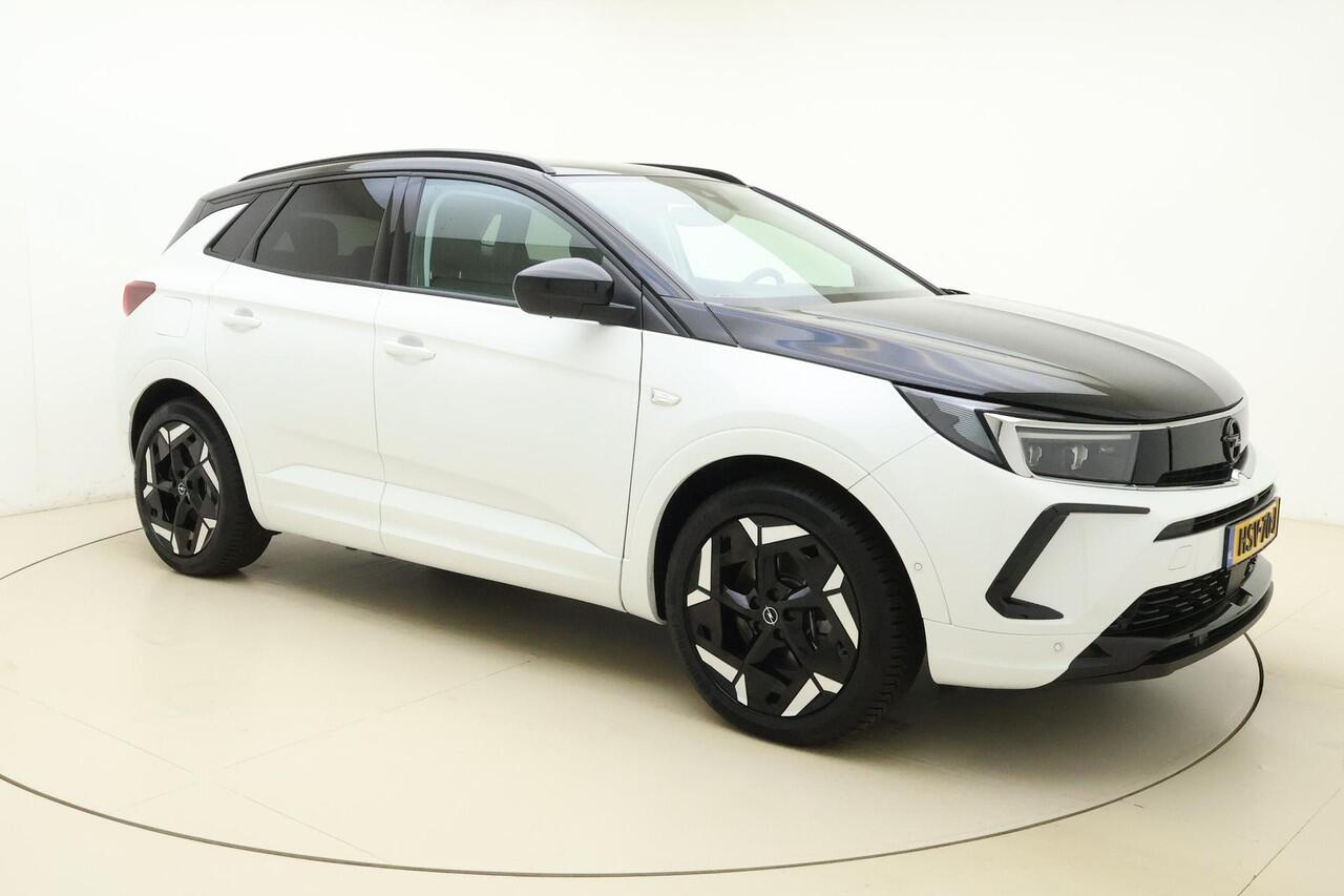 Opel Grandland 1.6 Turbo Plug-In Hybrid 300PK 4x4 GSe | Adaptive Cruise Control | 360° Camera | Stoelverwarming | Elektrische achterklep | Alcantara Bekleding | Camera | 19'' LM Velgen