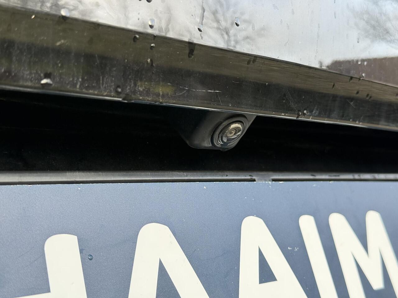 Opel Grandland 1.2 Turbo 130pk Automaat Ultimate | Climate & Cruise Control | Elektrische achterklep | Navigatie | Achteruitrijcamera | Winterpakket | Alcantara bekleding | 19" Lichtmetalen velgen