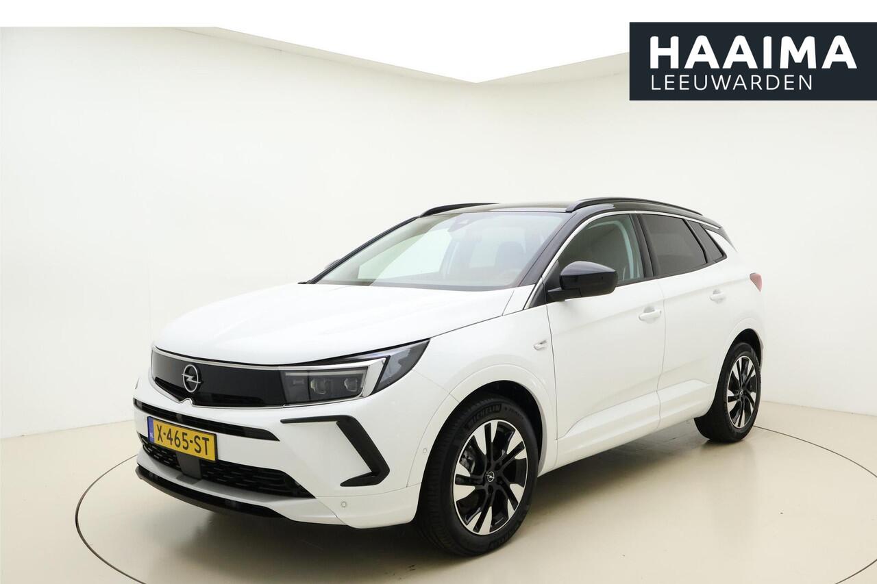 Opel Grandland 1.2 Turbo 130pk GS | Navigatie | LED Matrix koplampen | Winterpakket | Zwart dak | Electrische achterklep | Climate control | Bi-Color Lichtmetalen velgen | Parkeer assistent