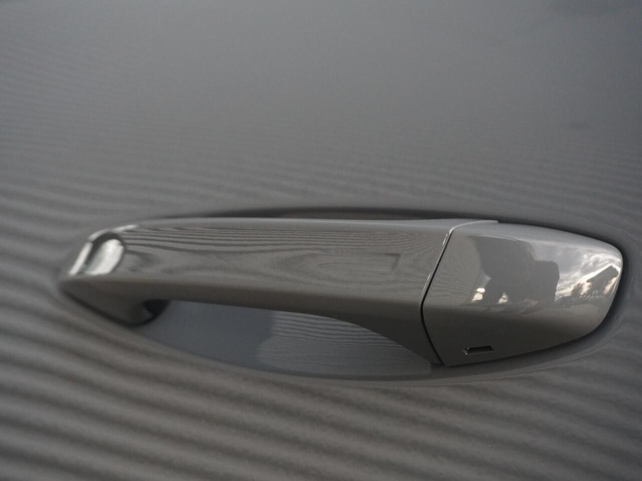 Opel Grandland Electric Ultimate AWD 73 kWh