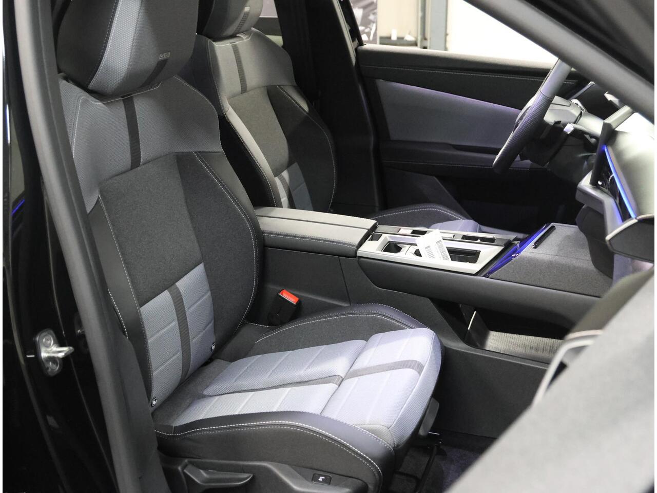 Opel Grandland Electric Business Edition 73 kWh | Incl. ¤3.499,- Korting ! | 17% bijtelling | AUTOMAAT | Warmtepomp | 360° Camera | Stoel, stuur & voorruit verwarmd | Apple Carplay/Android Auto | Elektr. achterklep | ARG-stoelen | Matrix LED | Navigatie |