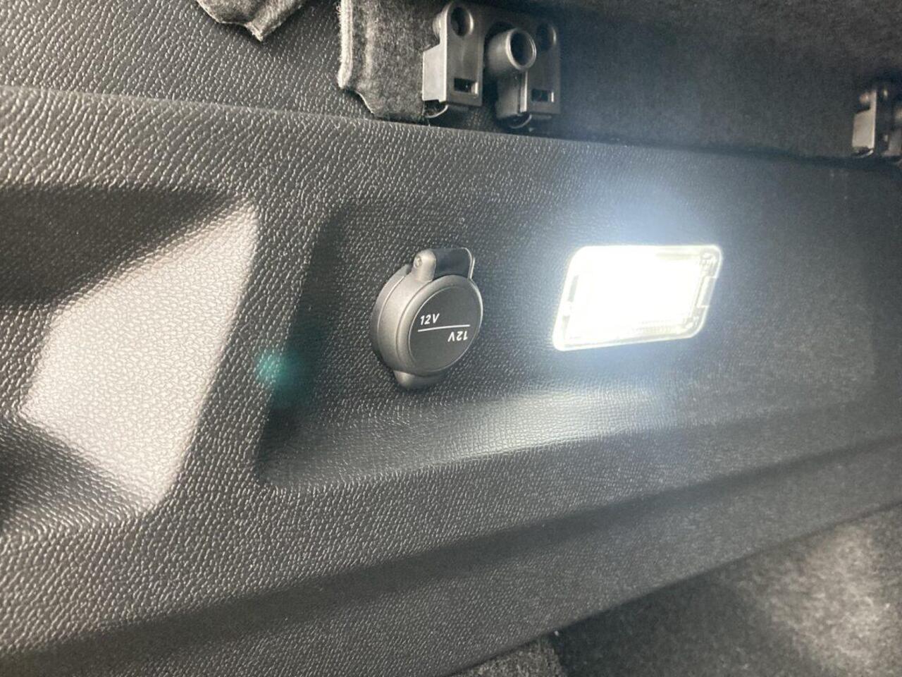 Opel Grandland 1.6 Turbo 195pk Plug-in-Hybrid Automaat GS | Panoramadak | 20" Lichtmetalen velgen | Trekhaak | Headup display | Navigatie | Adapt. Cruise control | LED Matrix verlichting