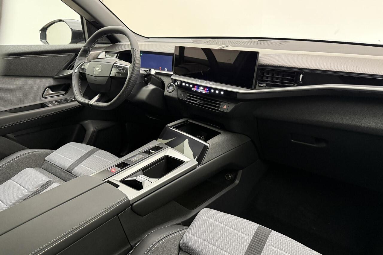Opel Grandland Electric Business Edition 73 kWh | Voorraad levering 2025! | LED matrix | Rondomzicht camera | Navigatie | Keyless | Adaptive cruise control