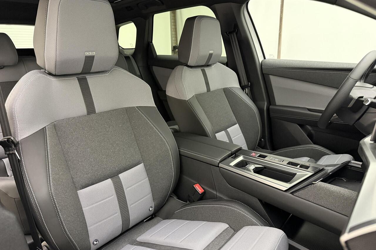 Opel Grandland Electric Business Edition 73 kWh | Voorraad levering 2025! | LED matrix | Rondomzicht camera | Navigatie | Keyless | Adaptive cruise control | Elektrische achterklep | HUD | Focal audio