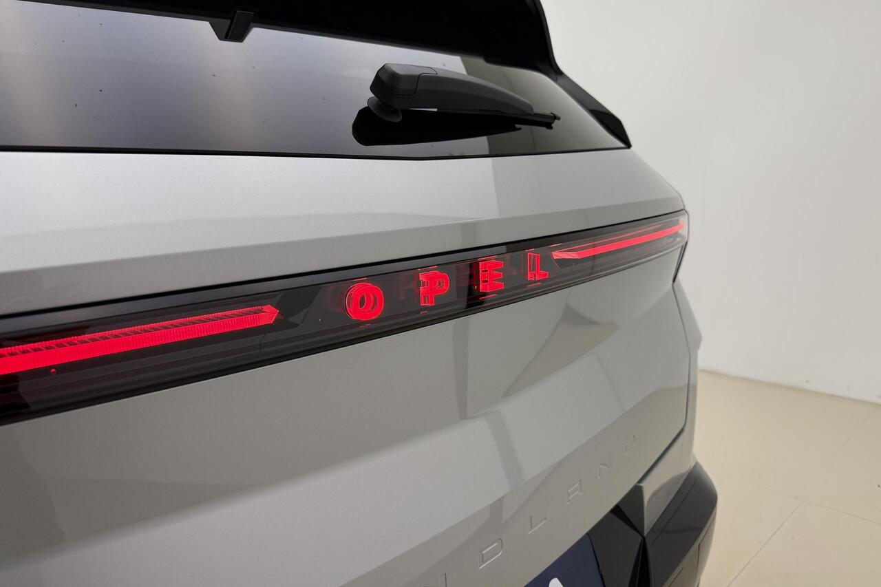 Opel Grandland Electric Business Edition 73 kWh | Voorraad levering 2025! | LED matrix | Rondomzicht camera | Navigatie | Keyless | Adaptive cruise control | Elektrische achterklep | HUD | Focal audio