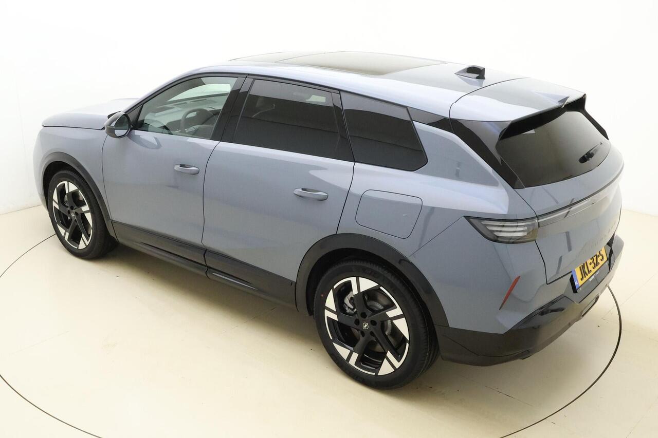 Opel Grandland 1.6 Turbo Plug-in-Hybrid GS | Nappa leder | LED matrix | 20'' lichtmetalen velgen | Panoramadak | HUD | Camera's rondom | Focal audio | Stoelmassage