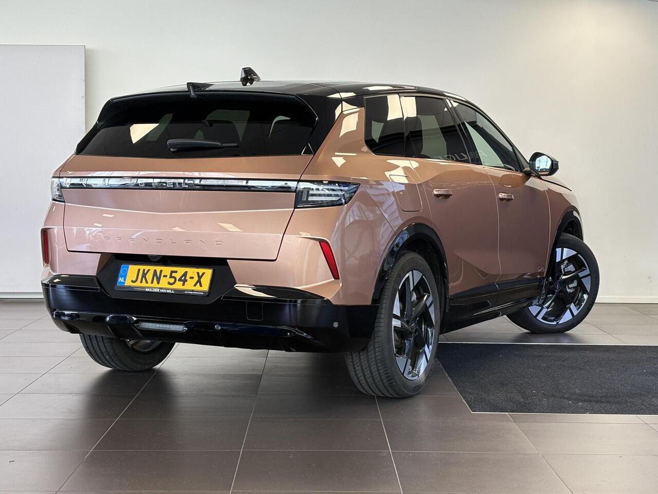 Opel Grandland GS 1.6 HYbrid PHEV 225pk e-DCS7 | Hi-Fi FOCAL® | LEDER | SCHUIF/KANTELDAK | LED PIXEL VERLICHTING | HEAD UP DISPLAY | ISOFIX |