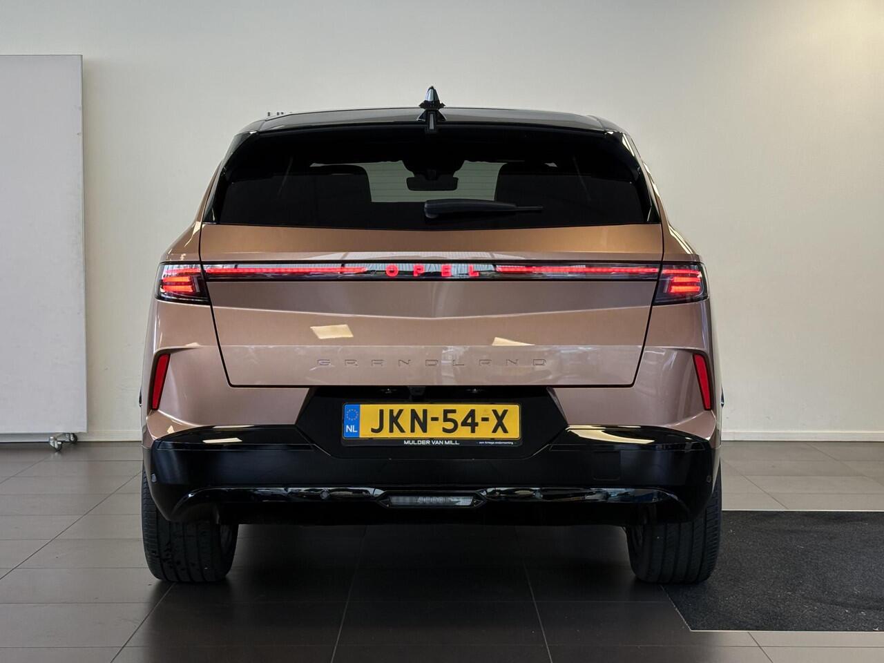 Opel Grandland GS 1.6 HYbrid PHEV 225pk e-DCS7 | Hi-Fi FOCAL® | LEDER | SCHUIF/KANTELDAK | LED PIXEL VERLICHTING | HEAD UP DISPLAY | ISOFIX |