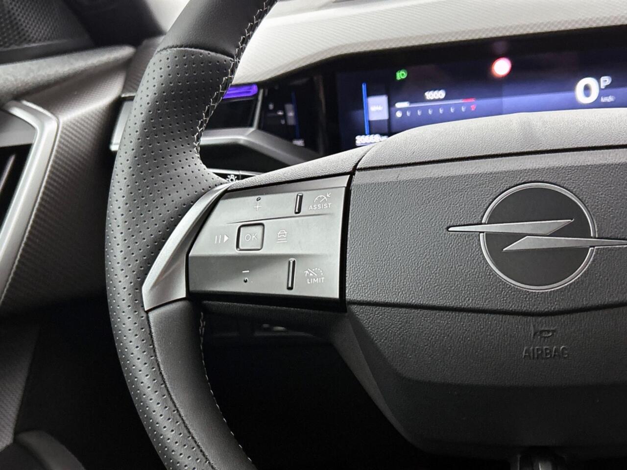 Opel Grandland 1.2 T. Hybrid GS | Stoelverwarming | Stuurwielverwarming | Camer