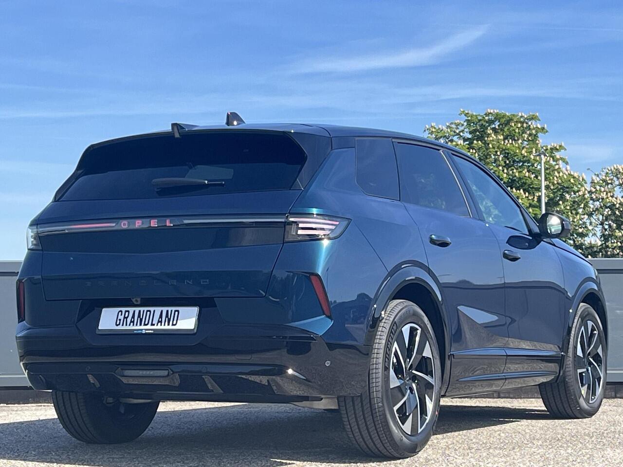 Opel Grandland Electric GS EV 73kWh 210pk | PANARAMADAK | 360° GRADEN CAMERA | AGR-STOELEN |