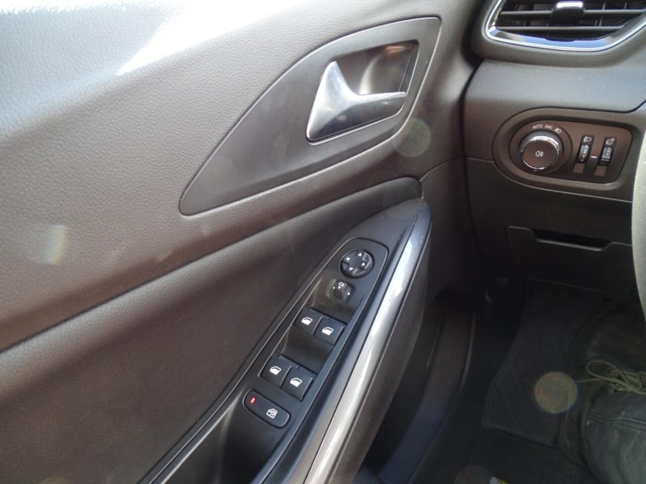 Opel Grandland X 1.2 TURBO BNS EXEC-131Pk-Automaat-Clima-Media app-Carplay-Pdc-Navi