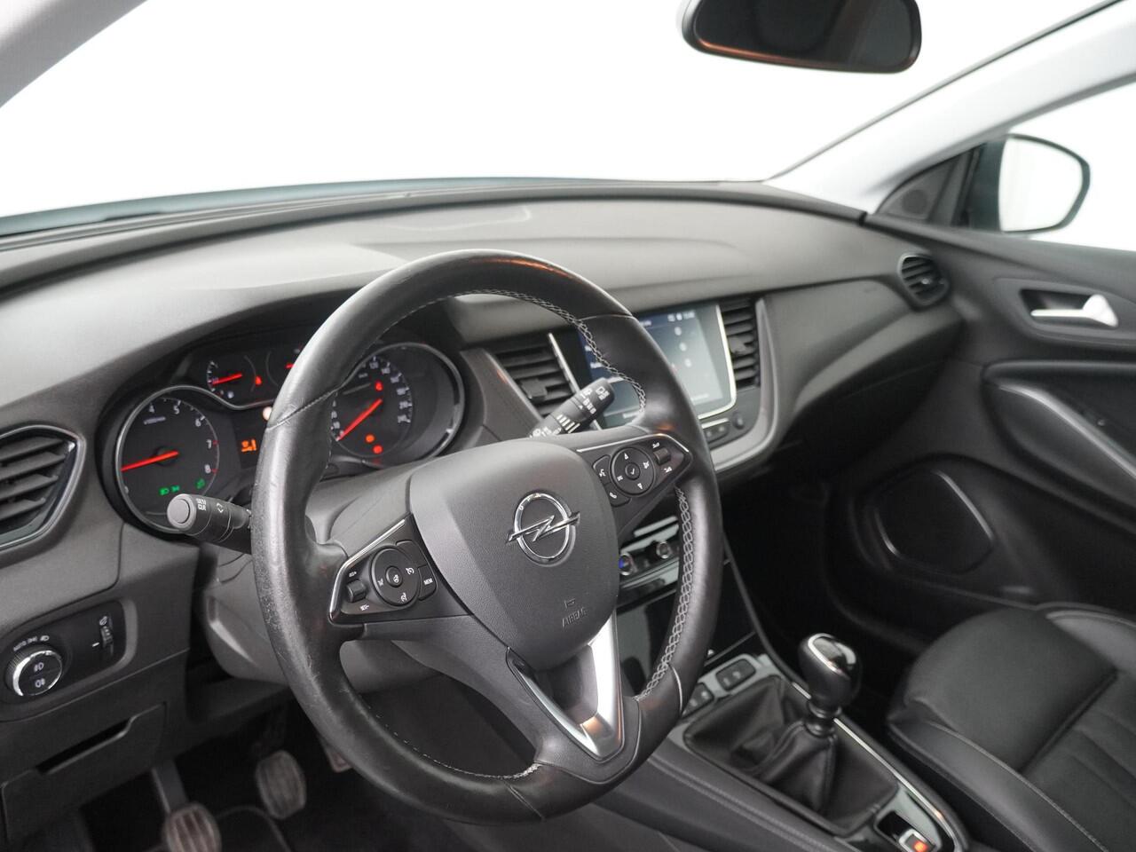 Opel Grandland X 1.2 Turbo Innovation - Navigatie - Climate Control - 360 camera