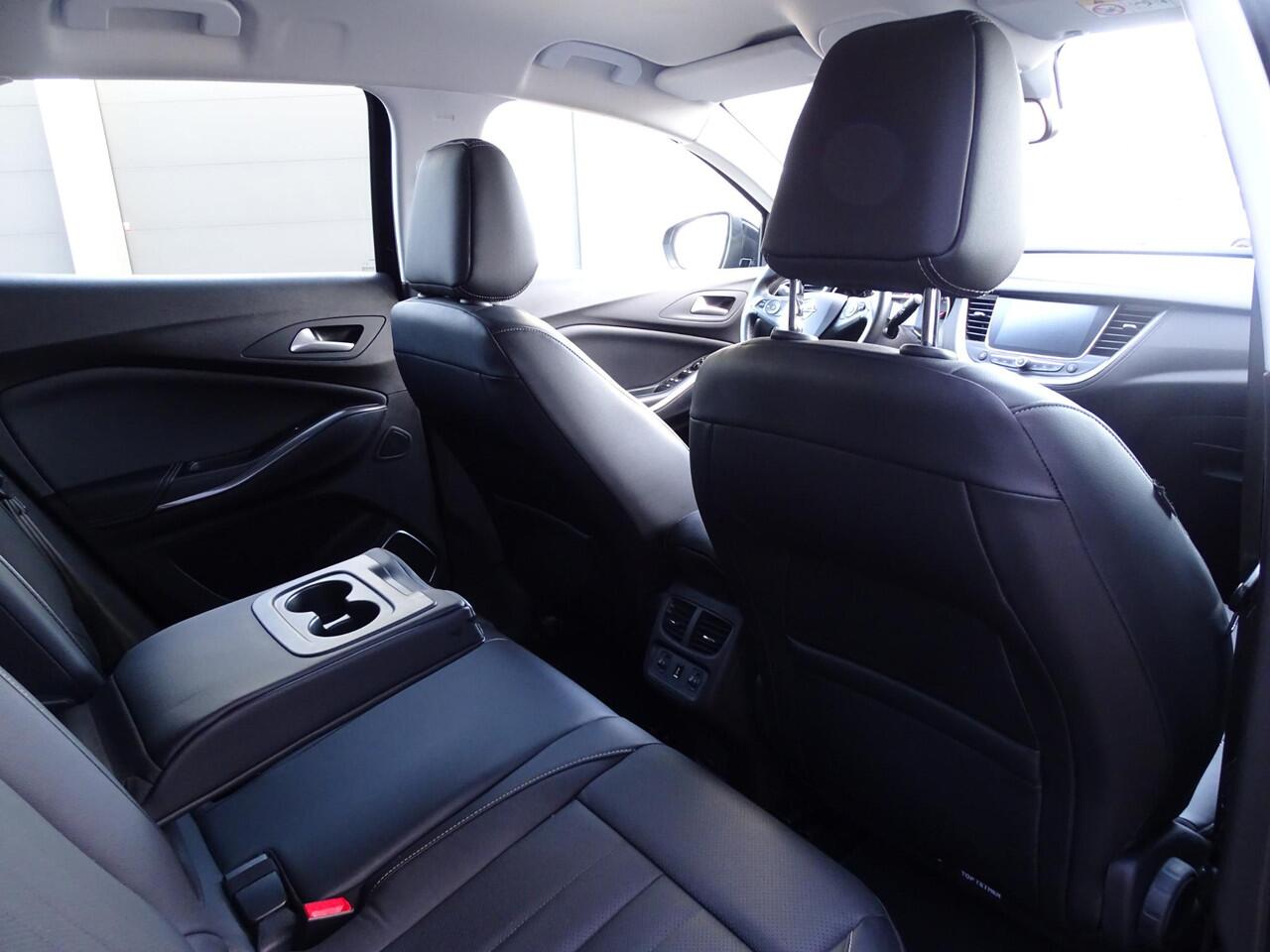 Opel Grandland X 1.2 Turbo Innovation AUTOMAAT | GERESERVEERD