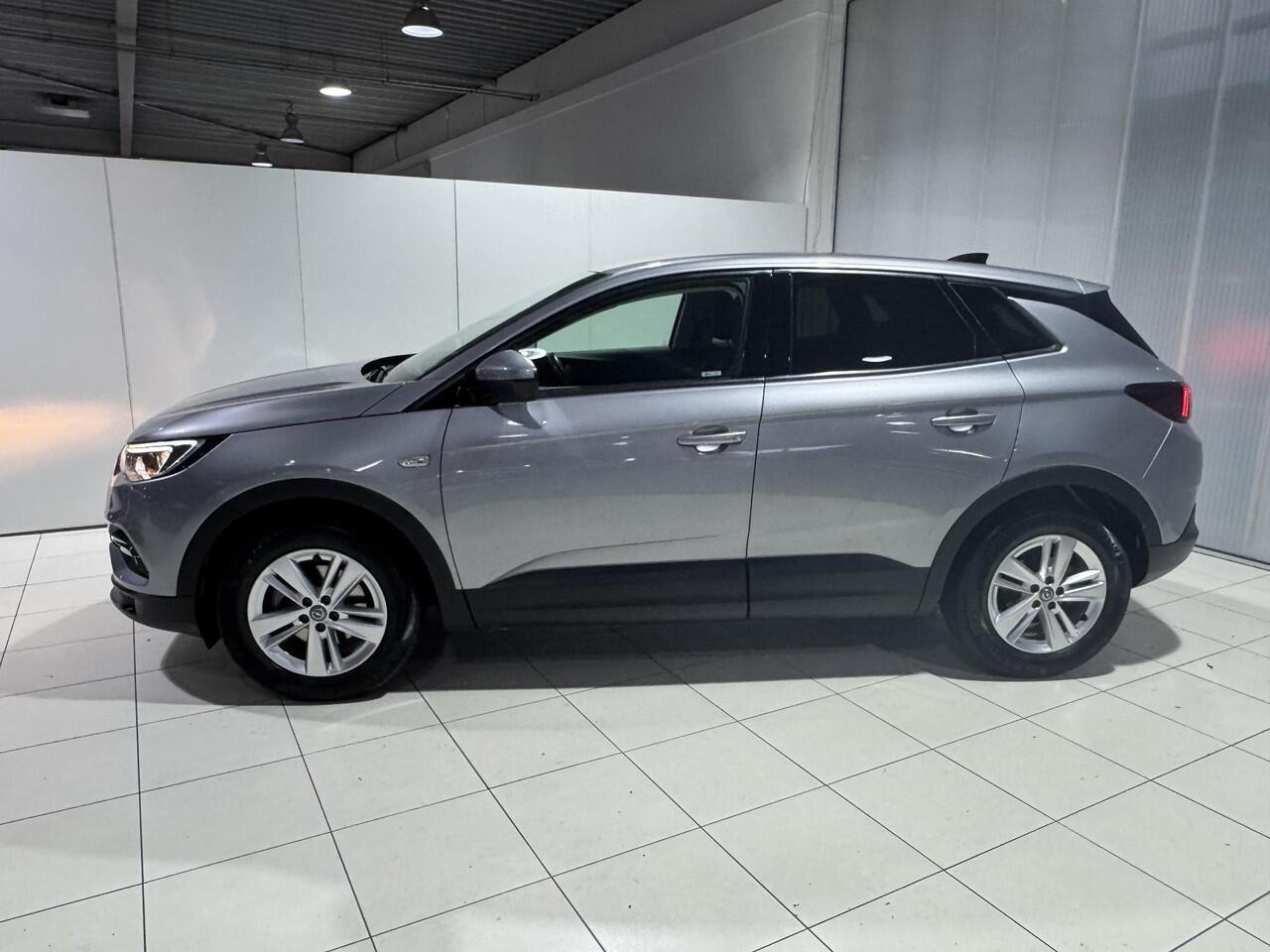 Opel Grandland X 1.2 Turbo Online Edition | Trekhaak | Dealer onderhouden | Online Pakket |