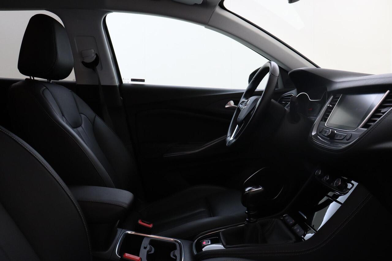 Opel Grandland X 1.2 TURBO INNOVATION -GEVENT.LEDER|360°CAM|KEYLESS|BLIS|DAKRAILS|VERW.VOORRUIT