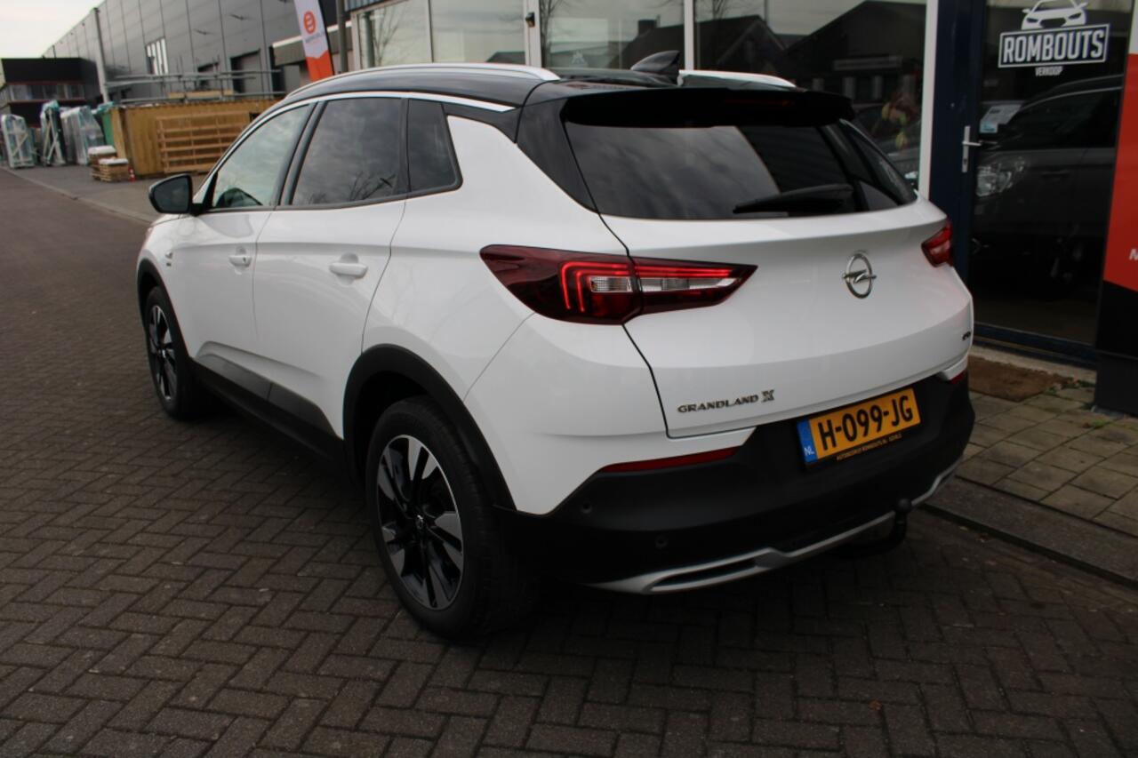 Opel Grandland X 1.2 T. 120 J. Ed. AUTOMAAT