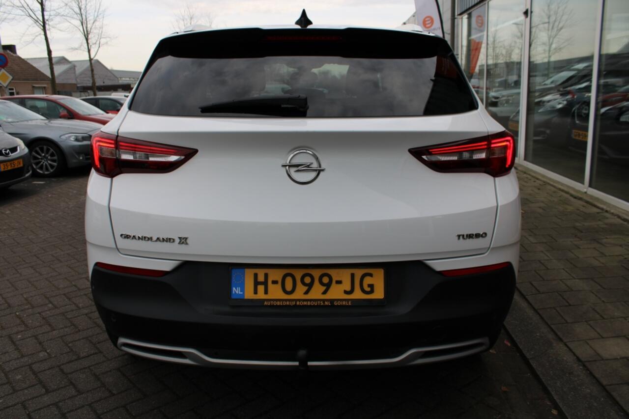 Opel Grandland X 1.2 T. 120 J. Ed. AUTOMAAT