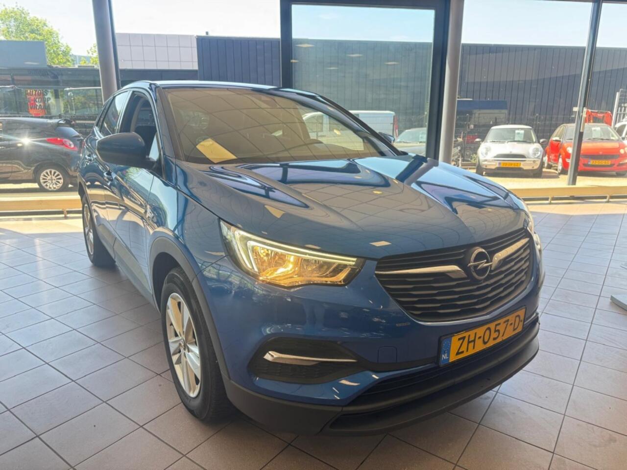 Opel Grandland X 1.2 Turbo Online Ed. CARPLAY CRUISE NW. APK BJ 2019 !!!