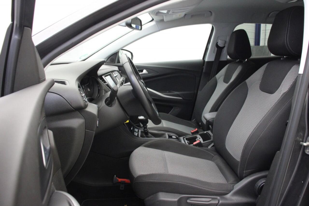 Opel Grandland X 1.2 Turbo 120 Jaar Edition - Carplay, Cruise, Clima