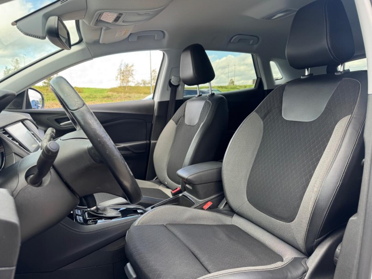 Opel Grandland X 1.2 TURBO 130PK AUT. 120 EDITION NAVI CAMERA CARPLAY AIRCO