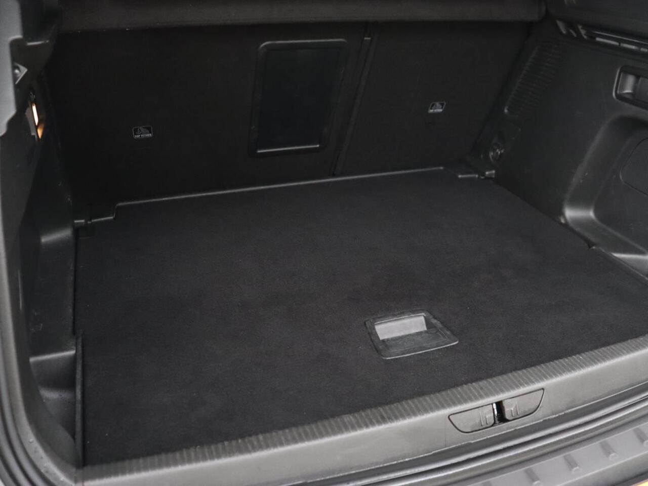 Opel Grandland X 1.2 Turbo Executive | Automaat | Carplay | Full LED | Comfortstoelen | Camera | Navigatie | Climate control | Keyless | Parkeerhulp | Cruise control