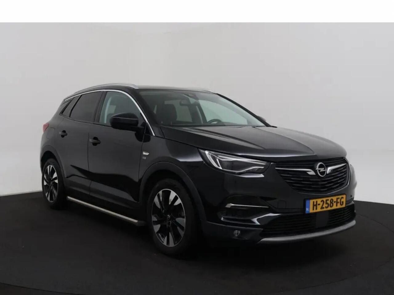 Opel Grandland X 1.2 Turbo Innovation