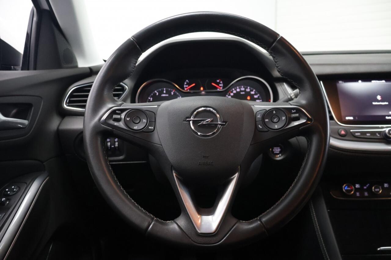 Opel Grandland X 1.2 Turbo Business Executive | Trekhaak | Navigatie