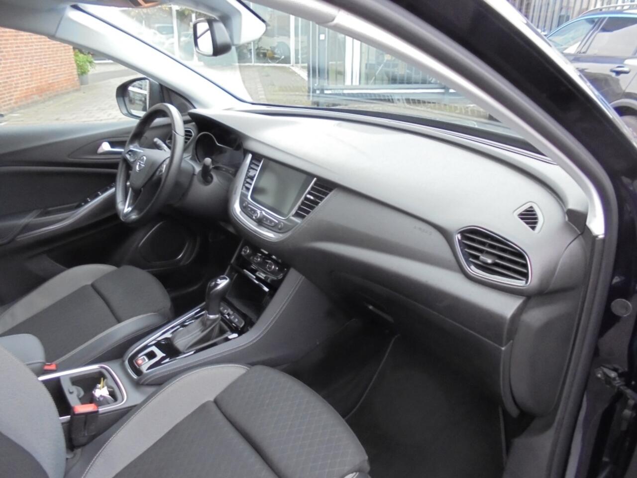 Opel Grandland X 1.2 Turbo Executive||Led||PDC||ECC||Apple||Trekhaak||Rijklaar||