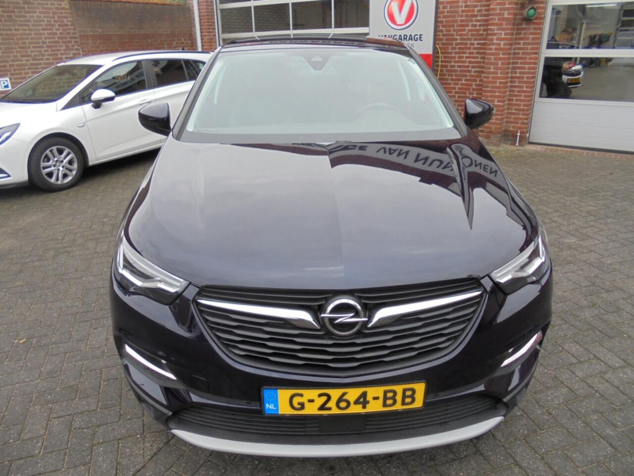 Opel Grandland X 1.2 Turbo Executive||Led||PDC||ECC||Apple||Trekhaak||Rijklaar||