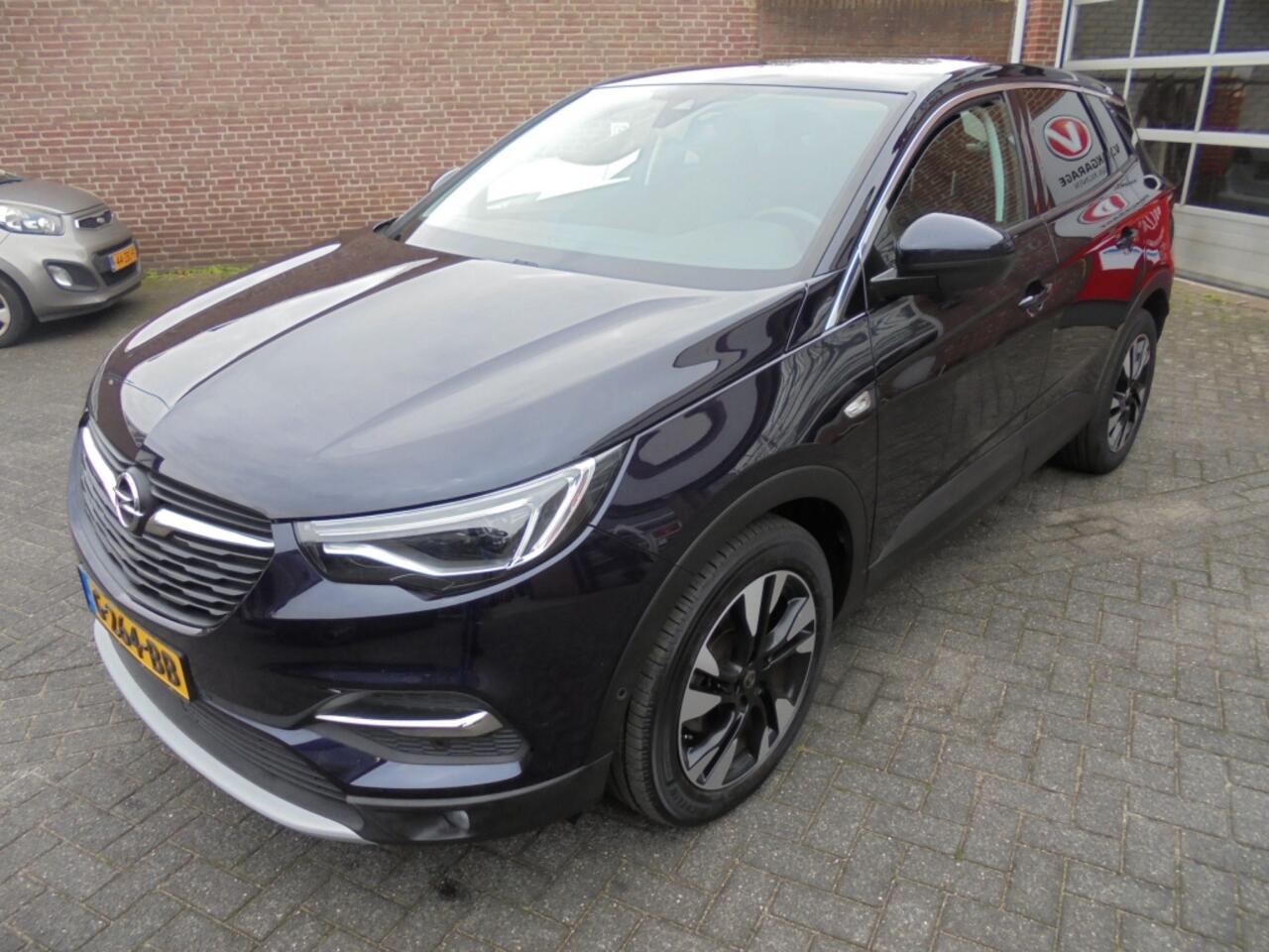 Opel Grandland X 1.2 Turbo Executive||Led||PDC||ECC||Apple||Trekhaak||Rijklaar||