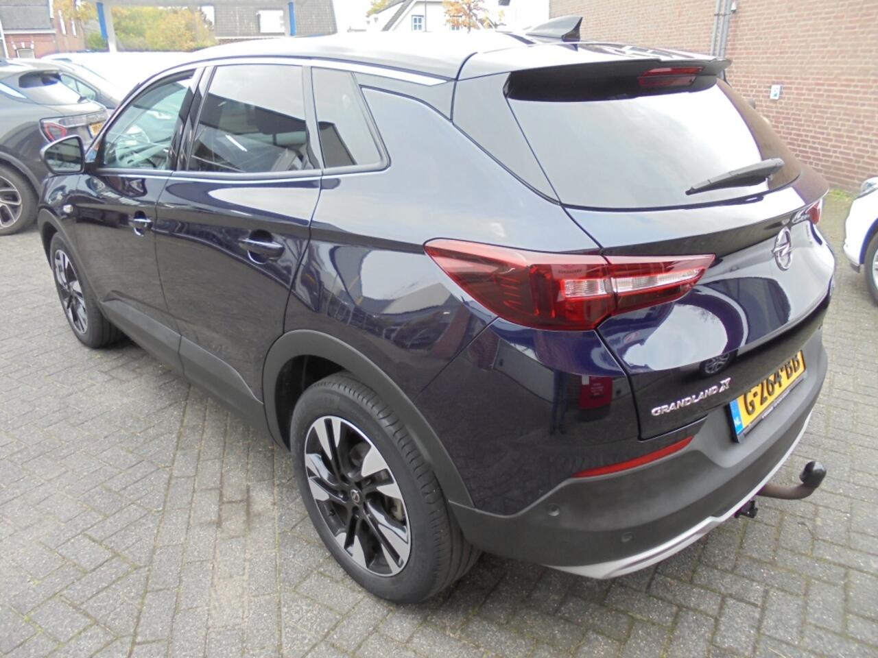 Opel Grandland X 1.2 Turbo Executive||Led||PDC||ECC||Apple||Trekhaak||Rijklaar||