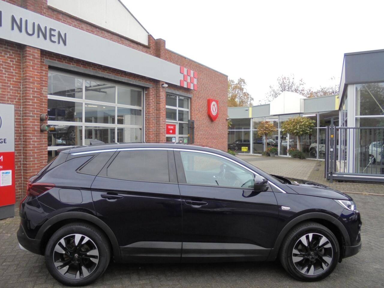 Opel Grandland X 1.2 Turbo Executive||Led||PDC||ECC||Apple||Trekhaak||Rijklaar||
