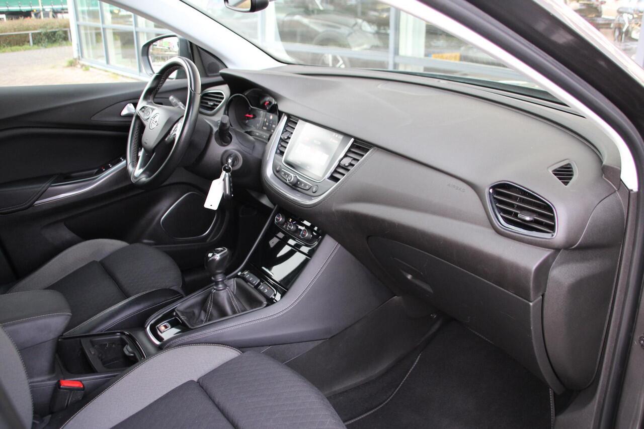 Opel Grandland X 1.2 Turbo 130pk Business + Comfort Pack Airco Camera Carplay Trekhaak 1e eigenaar