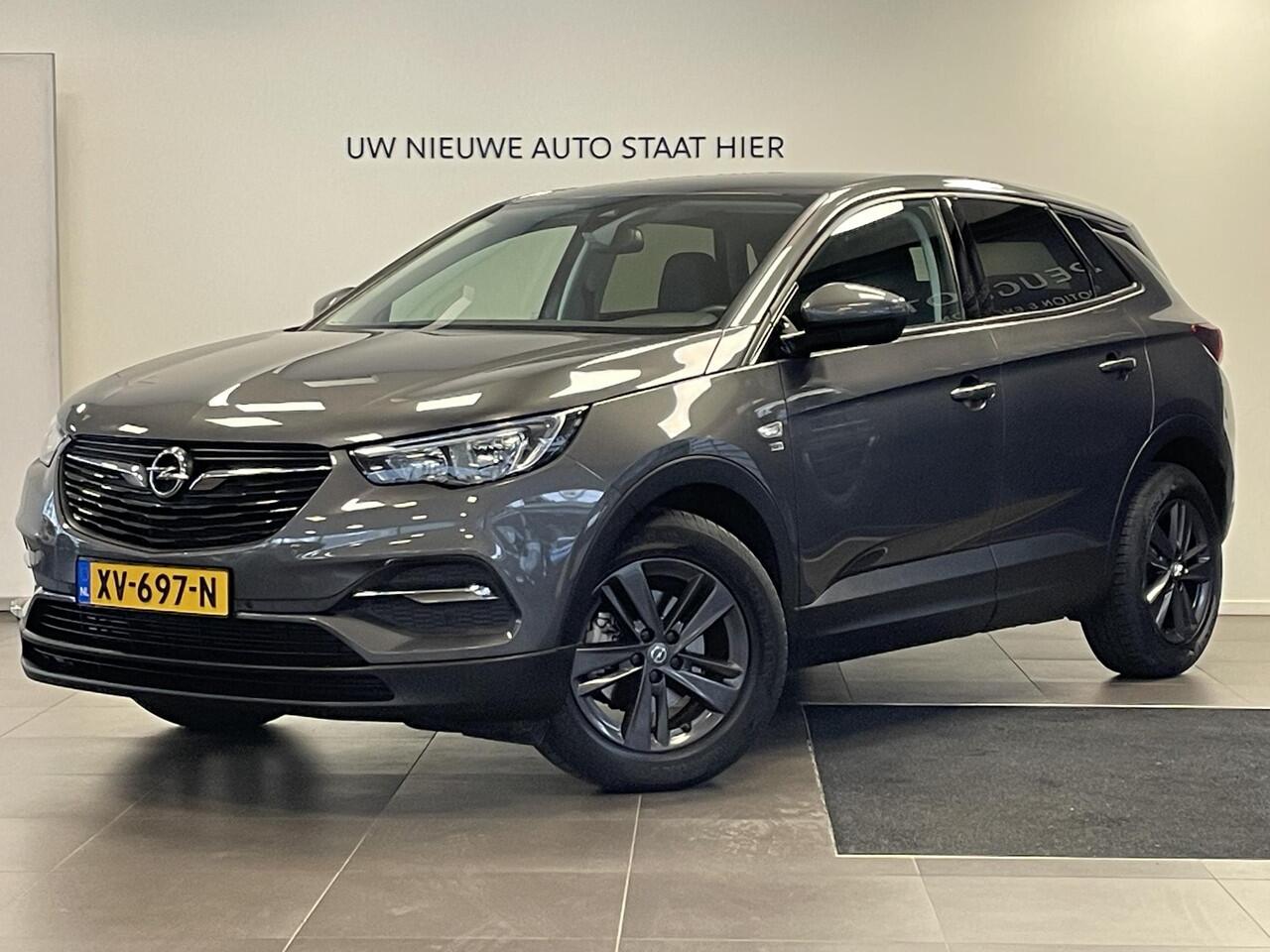 Opel Grandland X 120 Edition 1.2 Turbo 130pk | ALL SEASON BANDEN | AGR-STOELEN | NAVI PRO | APPLE CARPLAY / ANDROID AUTO | WINTER PACK | ISOFIX |