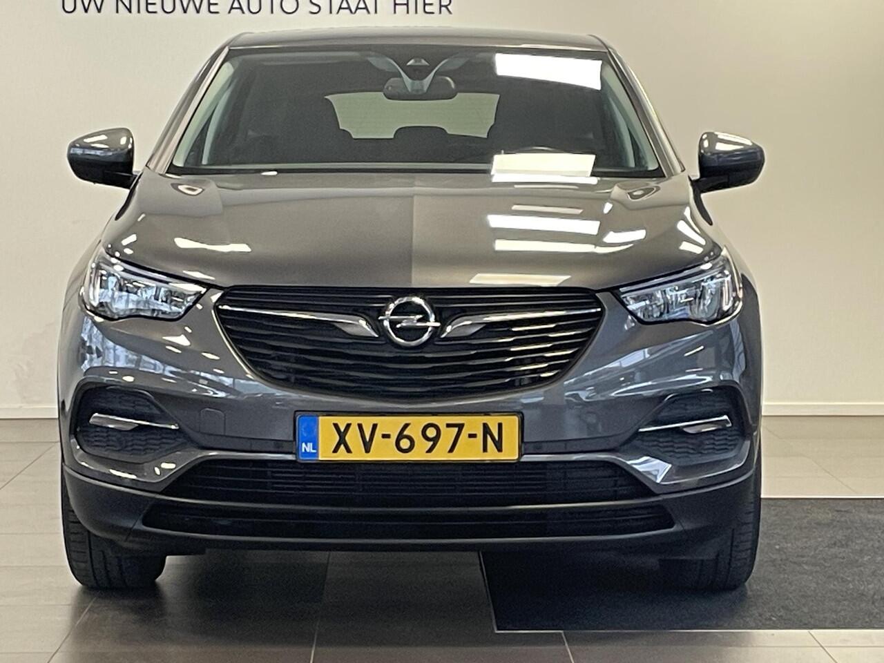 Opel Grandland X 120 Edition 1.2 Turbo 130pk | ALL SEASON BANDEN | AGR-STOELEN | NAVI PRO | APPLE CARPLAY / ANDROID AUTO | WINTER PACK | ISOFIX |