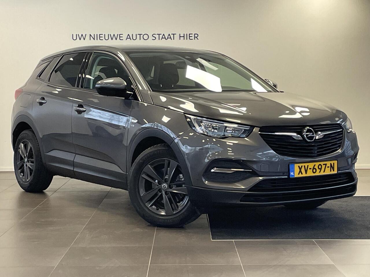 Opel Grandland X 120 Edition 1.2 Turbo 130pk | ALL SEASON BANDEN | AGR-STOELEN | NAVI PRO | APPLE CARPLAY / ANDROID AUTO | WINTER PACK | ISOFIX |