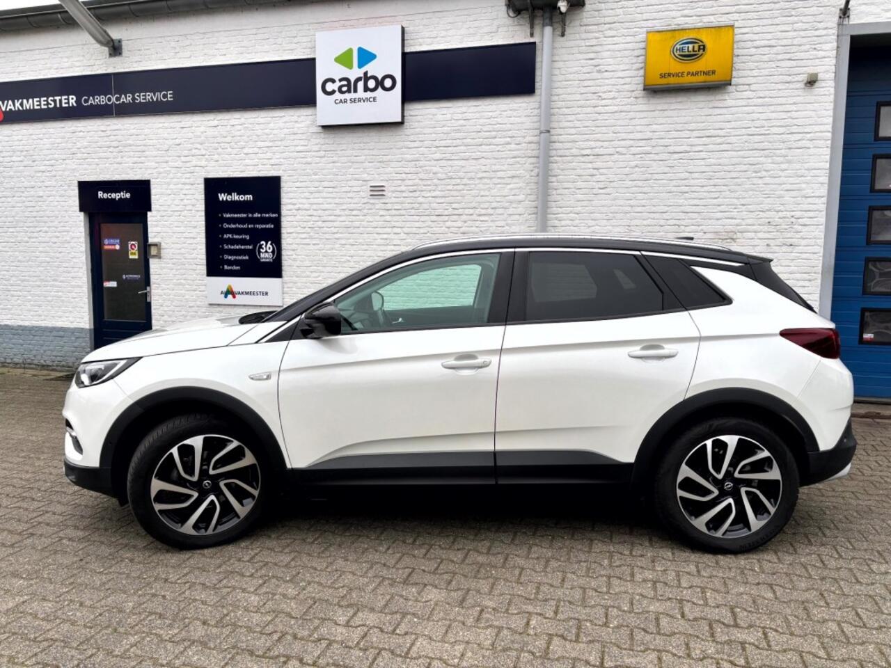 Opel Grandland X 1.2 TURBO ULTIMATE VOLOPTIE Trekhaak Onderhoudshistorie