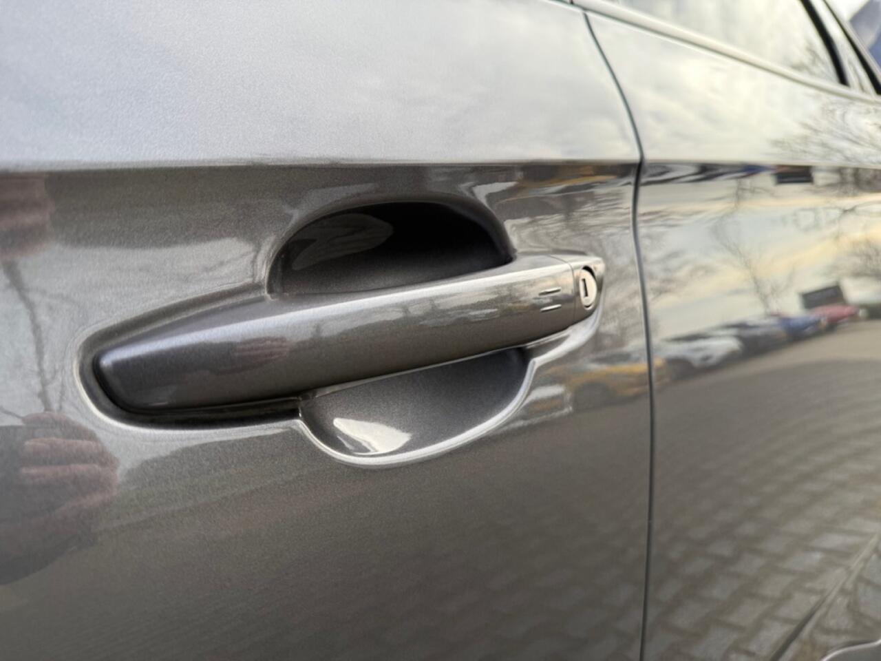 Opel Grandland X 1.2 Turbo Ultimate STOEL&STUUR&VOORRUIT VERW. / CAMERA / 18 INCH