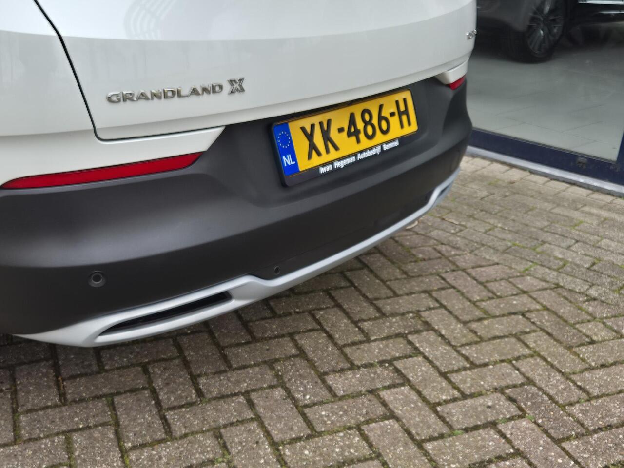 Opel Grandland X 1.2 Turbo Innovation AUTOMAAT | Navigatie | Climate Control | Cruise Control | LM Velgen | Parkeersensoren + Camera