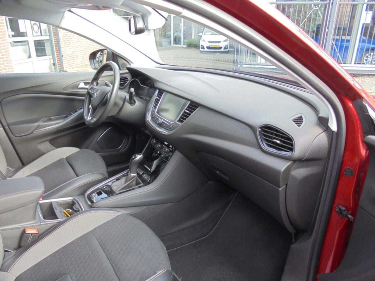 Opel Grandland X 1.2 Turbo Executive||Trekhaak||Camera||Rijklaar||