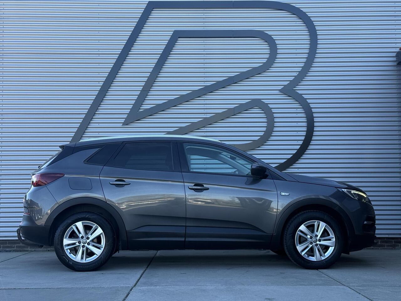 Opel Grandland X 1.2 Turbo Business + 2e Eigenaar|Navi|Camera|Trekhaak|D-riem v.v. in 2025|Clima|Cruise|Carplay|N.A.P|APK tot 02-2027